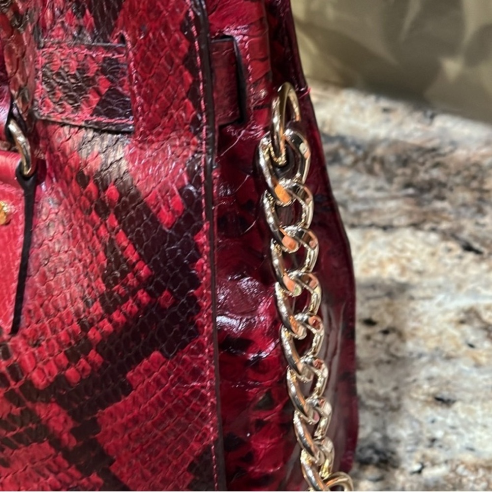 EUC Like New! MICHAEL KORS Collection Hamilton Lrg Red Python Embossed Tote Bag - Picture 6 of 12